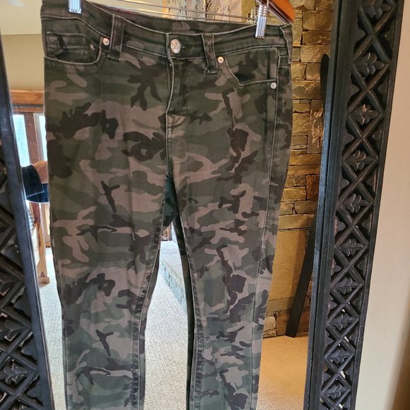 True Religion Camo Jeans - Picture 1 of 8